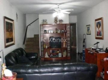 Casa · Sobrado à venda com 3 quartos em Jardim Peri, São Paulo