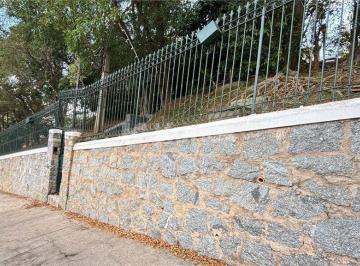 Casa · Sobrado à venda ou para alugar com 15 quartos em Vila Albertina, São Paulo