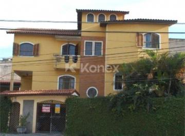 Casa · Sobrado à venda com 5 quartos em Jardim Pinhal, Guarulhos