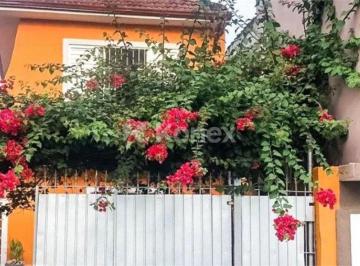Casa · Sobrado à venda com 5 quartos em Vila Sabrina, São Paulo