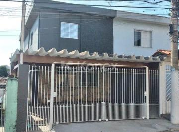 Casa · Sobrado à venda com 3 quartos em Chora Menino, São Paulo