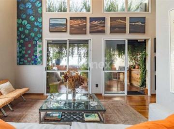 Apartamento · Cobertura à venda com 3 quartos em Cerqueira César, São Paulo