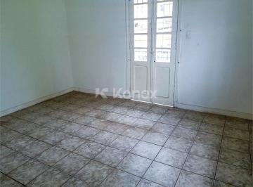 Comercial · Casa comercial à venda com 291 m² em Vila Mazzei, São Paulo