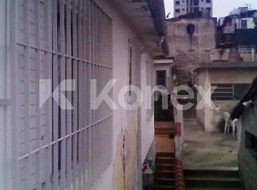 Casa · Sobrado à venda com 3 quartos em Vila Vitório Mazzei, São Paulo