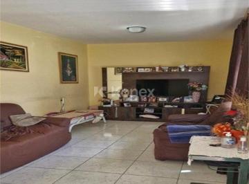 Casa · Sobrado à venda com 3 quartos em Jardim Rossin, São Paulo