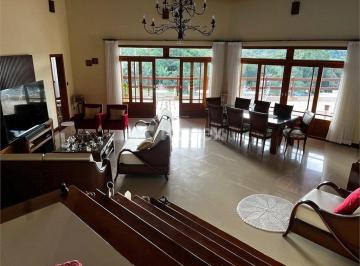 Casa · Casa à venda com 7 quartos em Ouro Fino, Santa Isabel