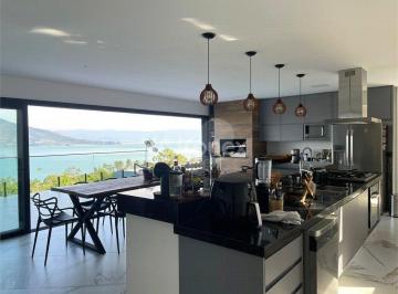 Casa · Casa à venda com 5 quartos em Siriúba, Ilhabela