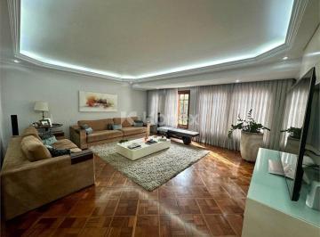Casa · Sobrado à venda com 4 quartos em Jardim Carlu, São Paulo