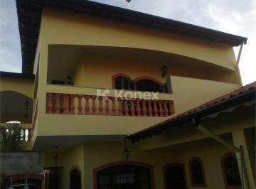 Casa · Sobrado à venda com 4 quartos em Centro, Itanhaém