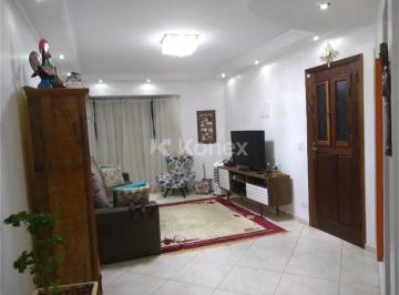 Casa · Sobrado à venda com 3 quartos em Centro, Guarulhos