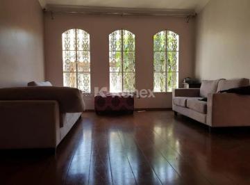 Casa · Sobrado à venda com 3 quartos em Vila São Vicente, São Paulo