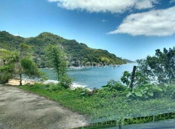 Casa · Casa à venda com 3 quartos em Picinguaba, Ubatuba