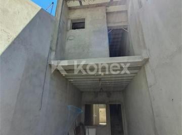 Casa · Sobrado à venda com 3 quartos em Vila Laís, São Paulo