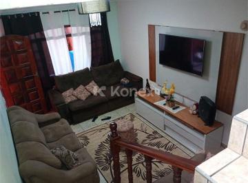 Casa · Sobrado à venda com 3 quartos em Jardim Hanna, Guarulhos