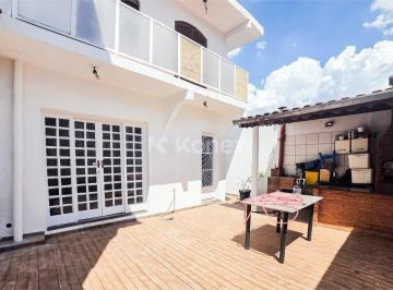 Comercial · Casa comercial à venda ou para alugar com 250 m² em Conjunto Residencial Jardim Canaã, São Paulo