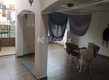 Casa · Sobrado à venda com 4 quartos em Vila Leonor, São Paulo