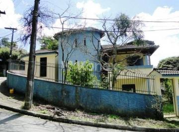 Casa · Sobrado à venda com 3 quartos em Jardim Ibiratiba, São Paulo