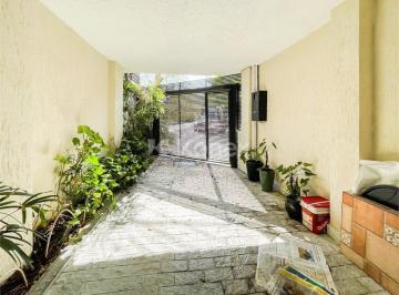 Casa · Sobrado à venda com 3 quartos em Vila Madalena, São Paulo