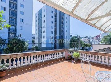 Casa · Sobrado à venda com 3 quartos em Vila Carolina, São Paulo