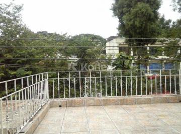 Casa · Sobrado à venda com 3 quartos em Conjunto Residencial Santa Terezinha, São Paulo