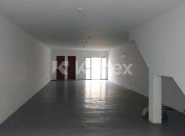 Comercial · Prédio inteiro à venda com 226 m² em Vila Vitório Mazzei, São Paulo