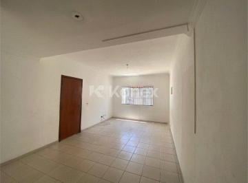 Casa · Sobrado à venda com 3 quartos em Capão do Embira, São Paulo