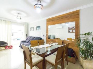 Casa · Sobrado à venda com 3 quartos em Vila Carbone, São Paulo