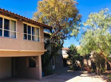 Casa · Casa à venda com 5 quartos em Centro, Analândia