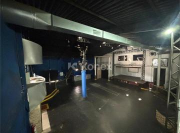 Comercial · Salas/Conjuntos à venda com 2580 m² em Santa Inês, Caieiras