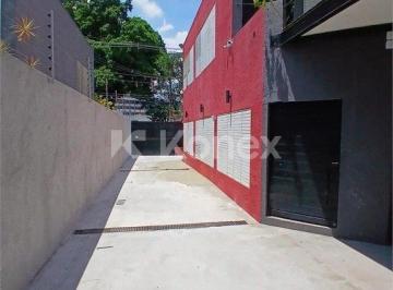 Comercial · Prédio inteiro à venda ou para alugar com 596 m² em Vila Gertrudes, São Paulo