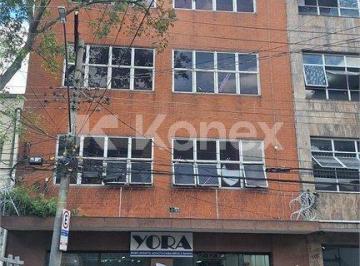 Comercial · Prédio inteiro à venda com 714 m² em Brás, São Paulo