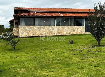 Casa · Casa em Condomínio à venda com 3 quartos em Centro, Porangaba