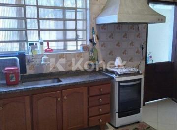 Casa · Casa à venda com 3 quartos em Vila Guaca, São Paulo