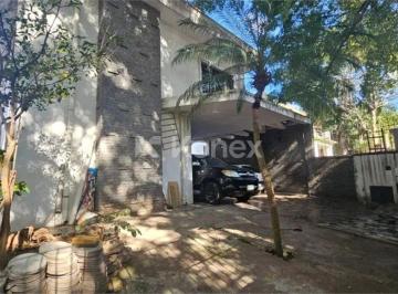 Casa · Sobrado à venda ou para alugar com 5 quartos em Pacaembu, São Paulo