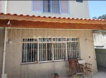 Casa · Sobrado à venda com 3 quartos em Vila Espanhola, São Paulo