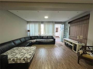 Casa · Sobrado à venda com 3 quartos em Vila Oratório, São Paulo