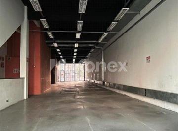 Comercial · Prédio inteiro para alugar com 400 m² em Mirandópolis, São Paulo