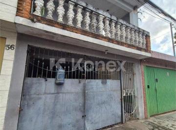 Casa · Sobrado à venda com 3 quartos em Batistini, São Bernardo do Campo