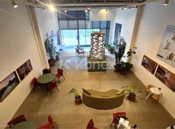 Comercial · Loja à venda ou para alugar com 250 m² em Vila Pompéia, São Paulo