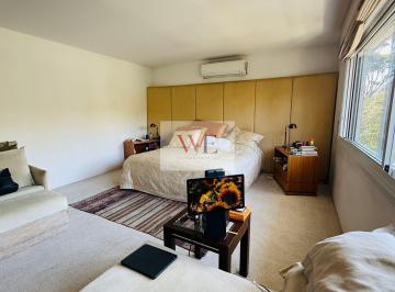 Casa · 512m² · 4 Quartos · 2 Vagas · Casa de Vila ao lado parque Ibirapuera