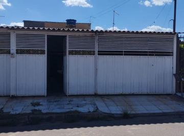 Casa de 3 quartos, Brasília · VENDO CASA NA 304 RECANTO DAS EMAS PRÓXIMO AVENIDA.