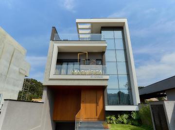 Casa · 280m² · 3 Quartos · 3 Vagas · Triplex de Alto Padrão 280m² | Piscina | Suíte Mas