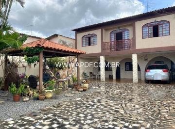 202608191920196098.jpg · Oportunidade, Sobrado Colonial na QSC 09, Lote 300m², área construída de 334m²- Taguatinga Sul.
