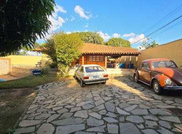 Casa de 4 quartos, Arniqueira · Arniqueira Conjunto 4 4 quartos lazer completo condomínio 3 suítes próximo cómercio Escriturada