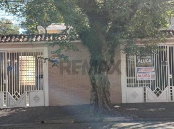 Comercial · 200m² · 2 Quartos · 2 Vagas · "Casa Comercial Espaçosa em Localização Estratégica"