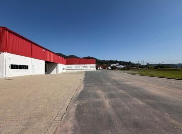 Comercial · 3600m² · 8 Quartos · 15 Vagas · Galpão disponível para locação com 3.600m2 na cidade de Gaspar/SC