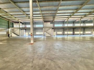 Comercial · 1800m² · 2 Quartos · 13 Vagas · Galpão disponível para locação com 1.800 m2 na cidade de Gaspar/SC