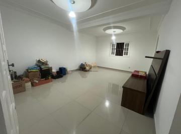 Casa · 117m² · 3 Quartos · 4 Vagas · Casa à Venda com 3 Dormitórios e Suíte na Chácara Jafet
