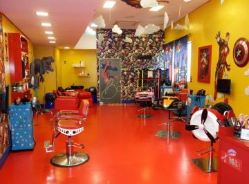 Comercial · 88m² · 4 Vagas · Loja de 88m² dentro de posto e com alto movimento local de carros.