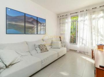 Casa · 200m² · 3 Quartos · 3 Vagas · Casa espaçosa com três dormitórios, 1 suíte e excelente localização oportunidade!